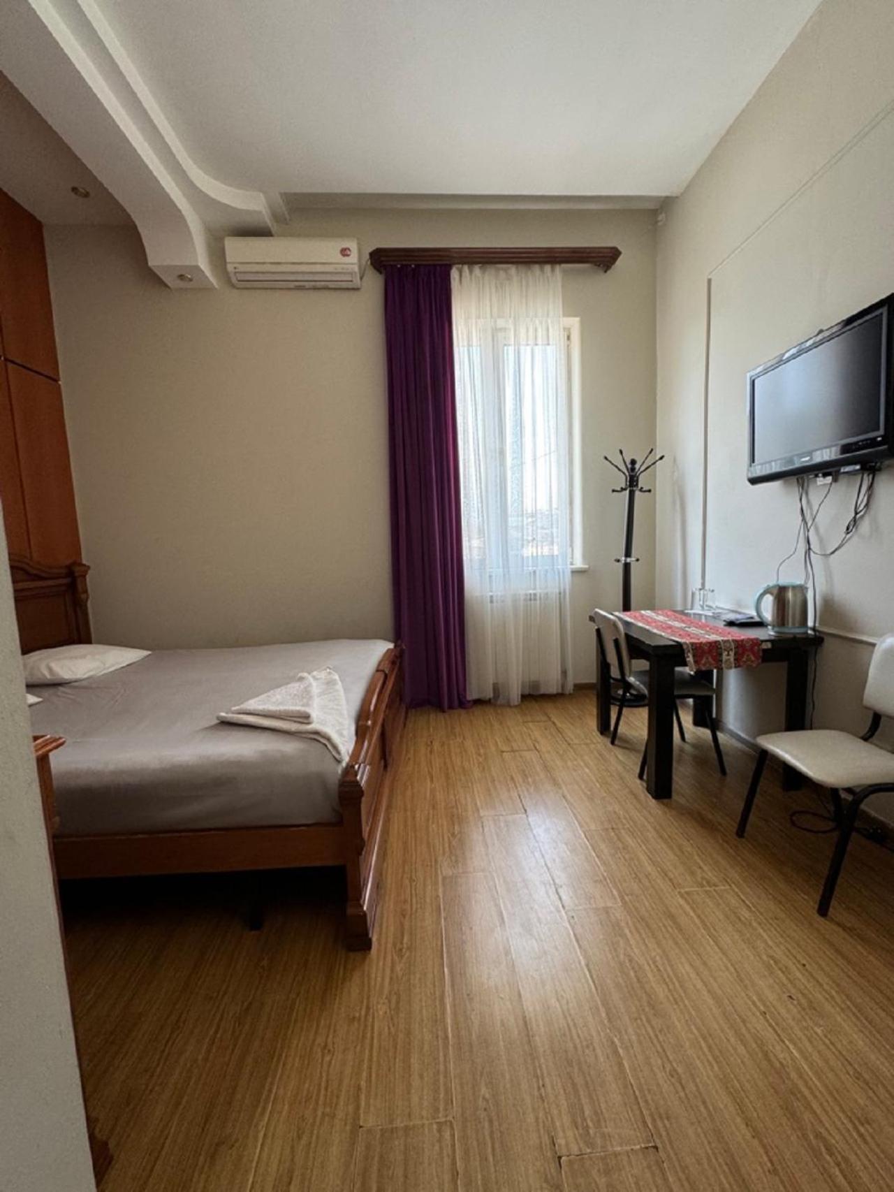 New Bella Hotel Jerevan Eksteriør billede