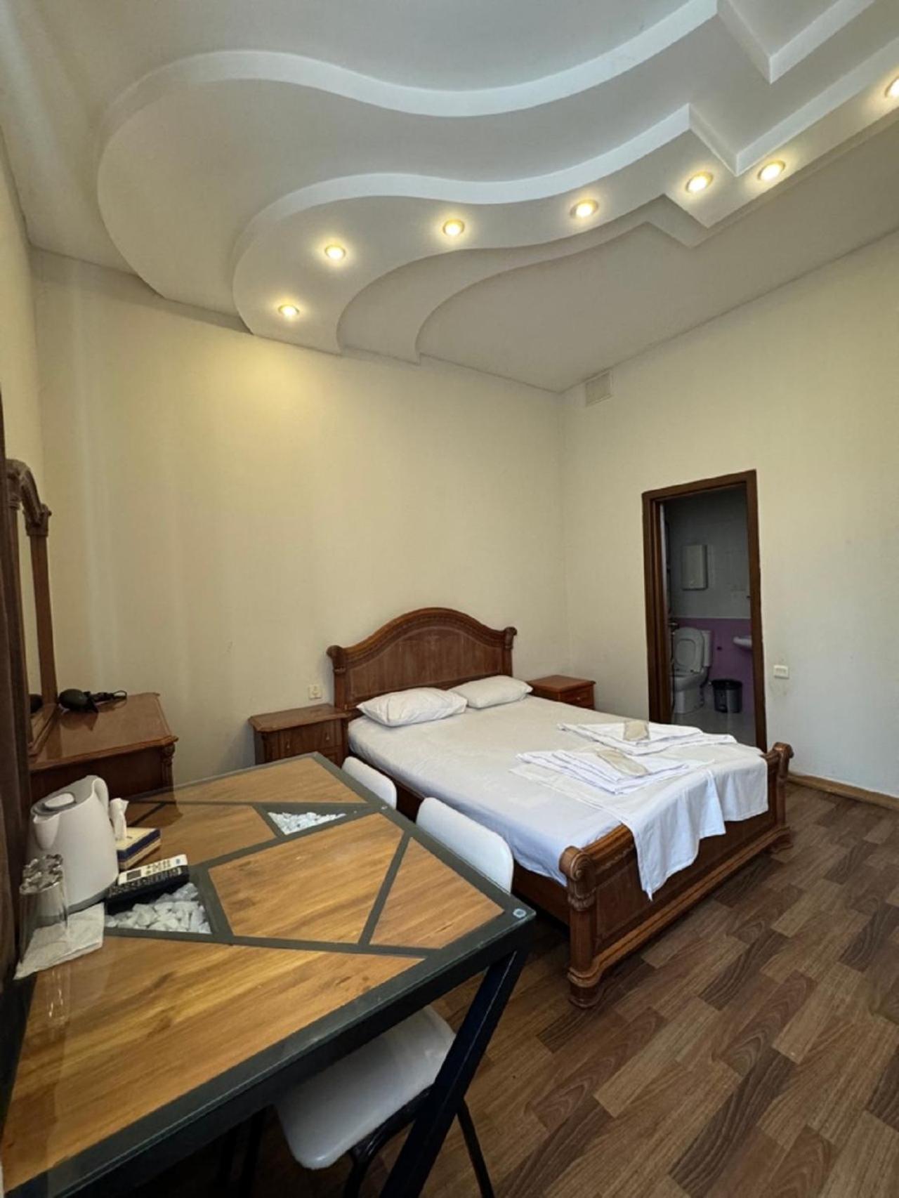 New Bella Hotel Jerevan Eksteriør billede
